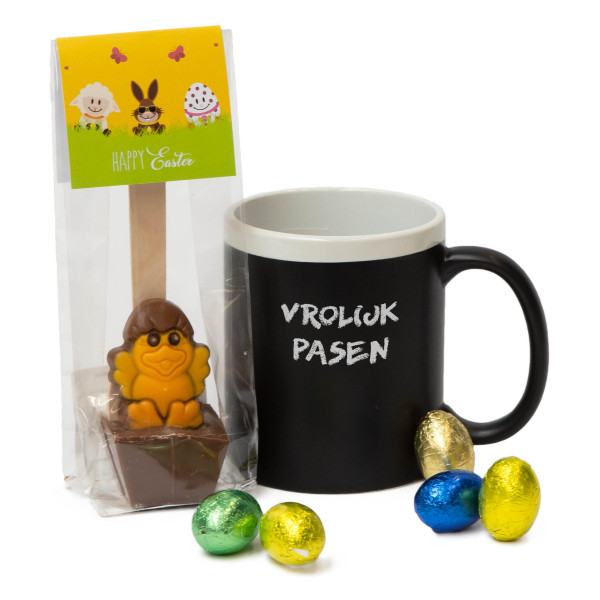 Paasgeschenk met krijtmok & choc